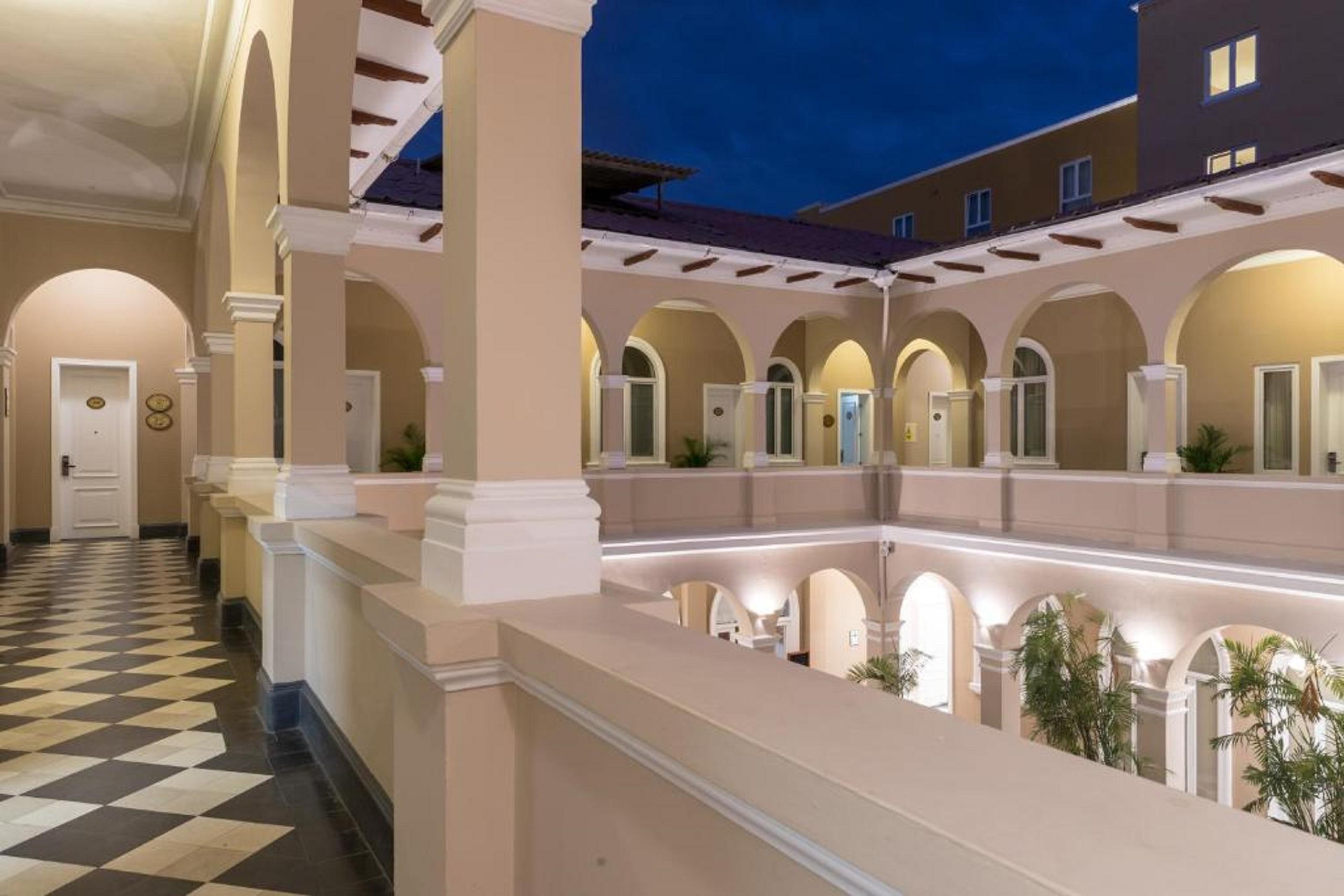 Lp Los Portales Hotel Piura Eksteriør bilde