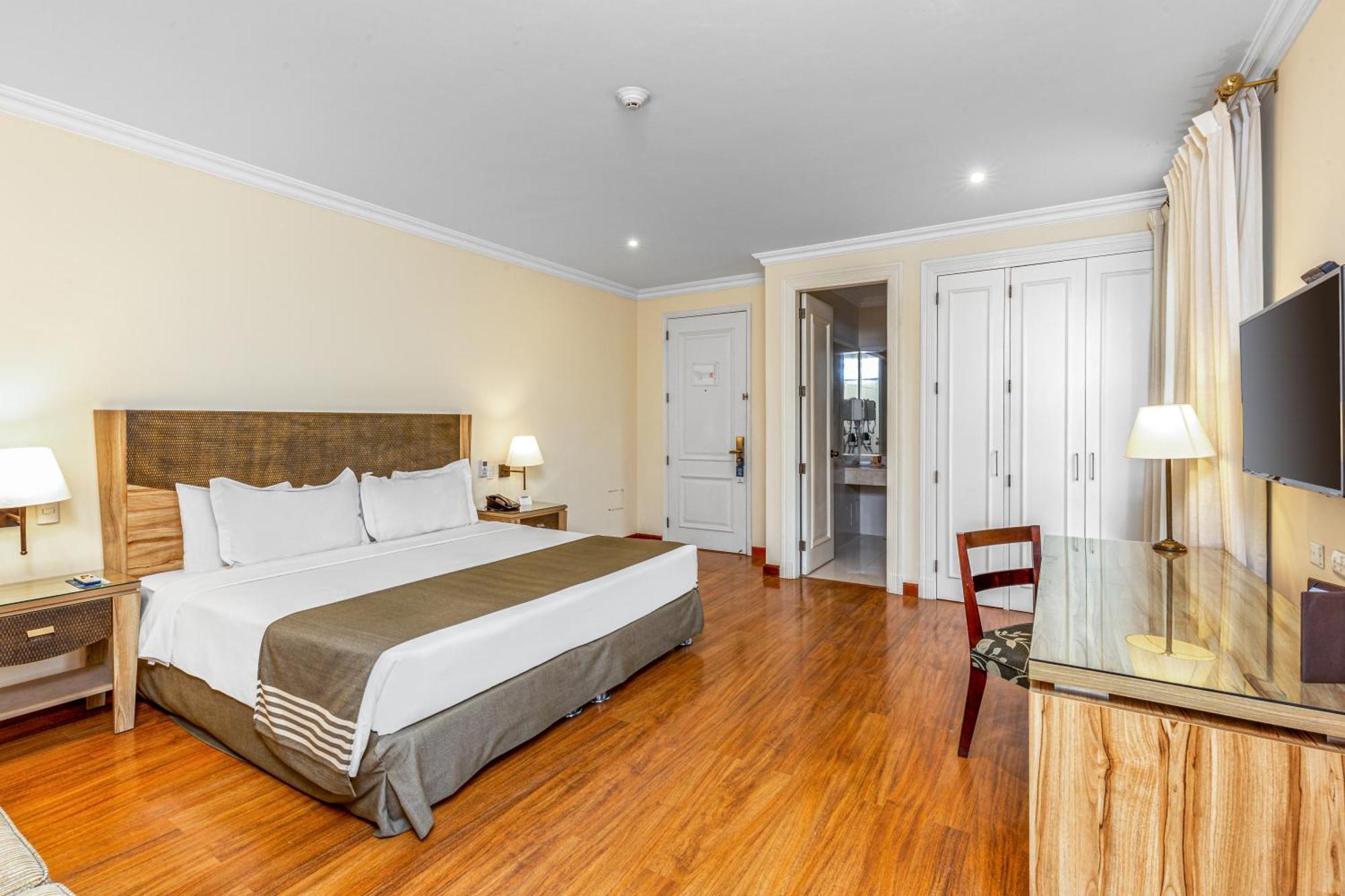 Lp Los Portales Hotel Piura Eksteriør bilde
